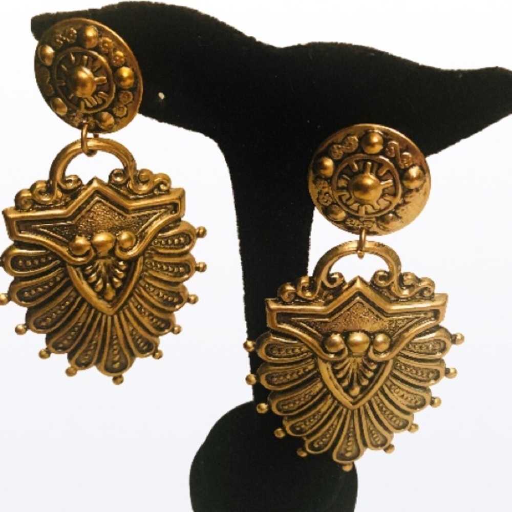 🔥🔥🔥 Final Vintage Park Lane Southwestern Medallion Earrings Antiqued Gold